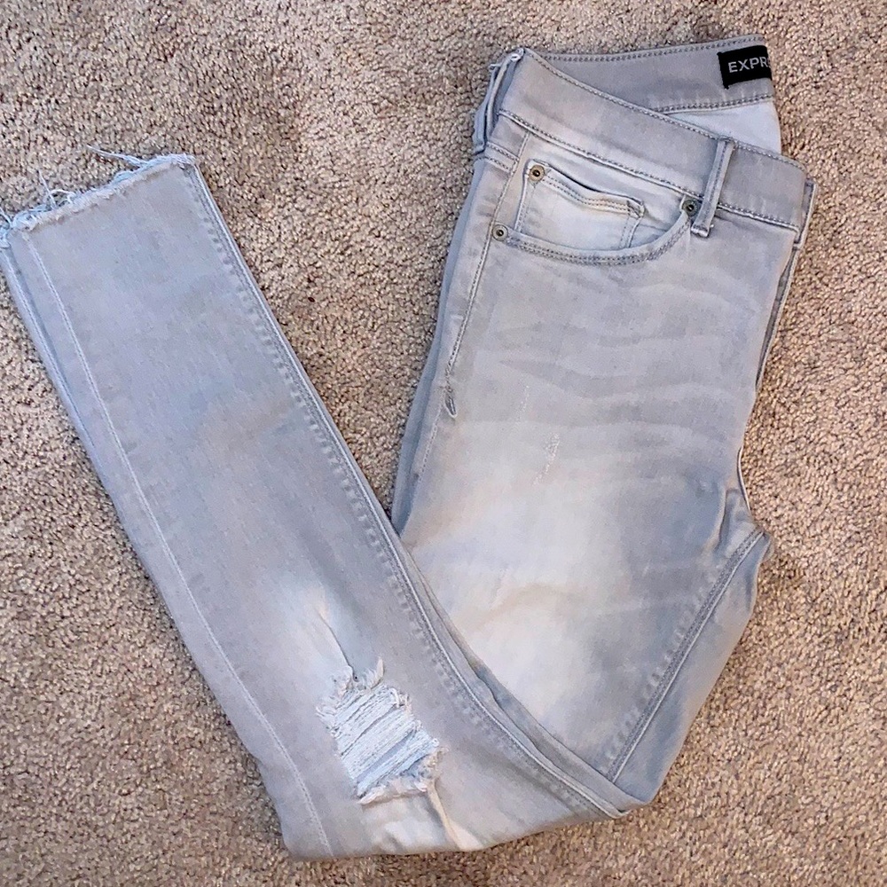 Light-Wash Gray Express Jeans (4R)